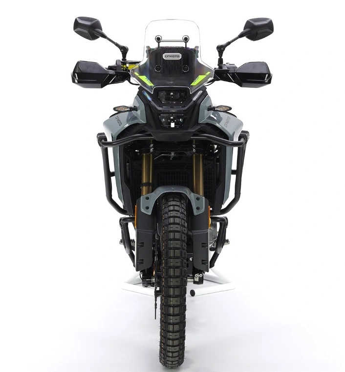 CFMOTO 450MT – εργοστασιακά φωτιστικά σώματα
